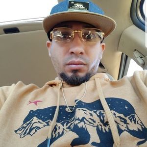 Meet your Posher, Edwardo